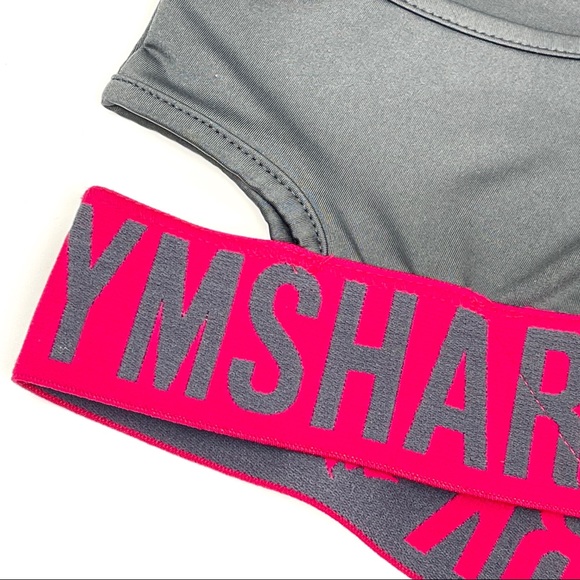 GYMSHARK Dry Fit Sports Bra Cut Outs - Picture 6 of 16